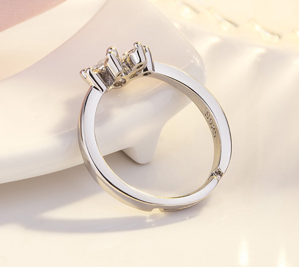 Adorable Cat, Bear & Dog Paw Rings: Women’s Jewelry Collection