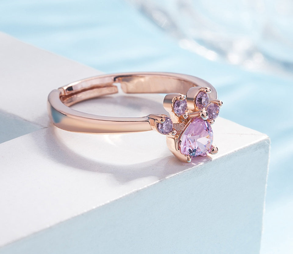 Adorable Cat, Bear & Dog Paw Rings: Women’s Jewelry Collection